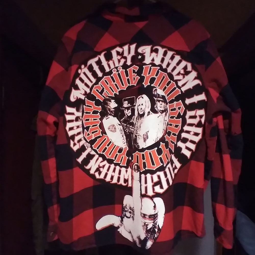upcycled flannel shirt w/ vintage MOTLEY CRUE back patch